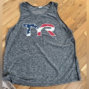 TYR mens tank size Medium